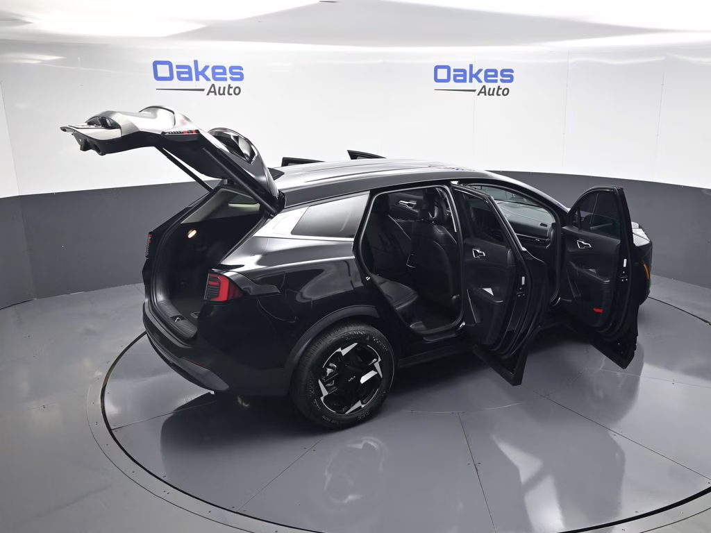 2026 Ebony Black Kia Sportage EX FWD SUV