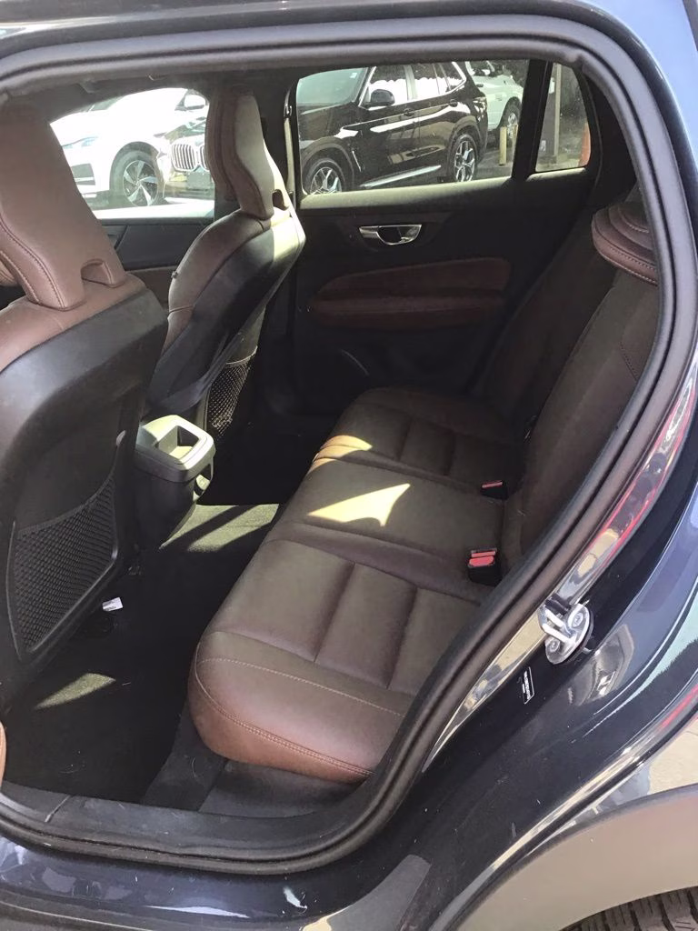 2025 Blue Volvo V60 Cross Country B5 Plus AWD Crossover