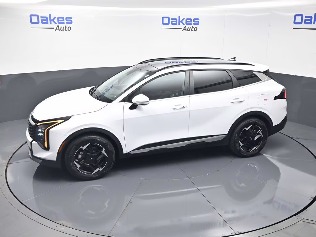 2026 Glacial White Pearl Kia Sportage EX FWD SUV