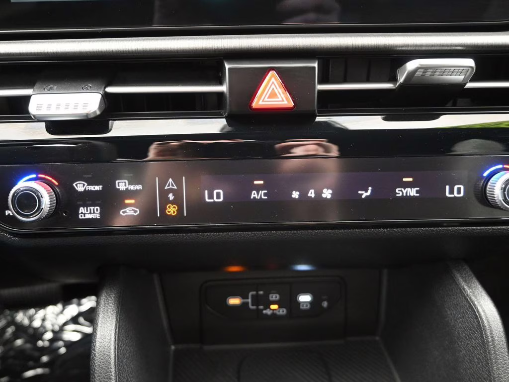 2026 Wolf Gray Kia Sportage X-LINE AWD SUV