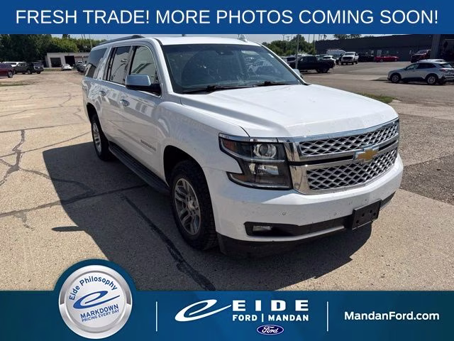 2018 Summit White Chevrolet Suburban LT 4X4 SUV