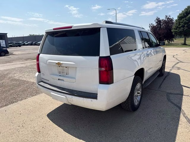 2018 Summit White Chevrolet Suburban LT 4X4 SUV