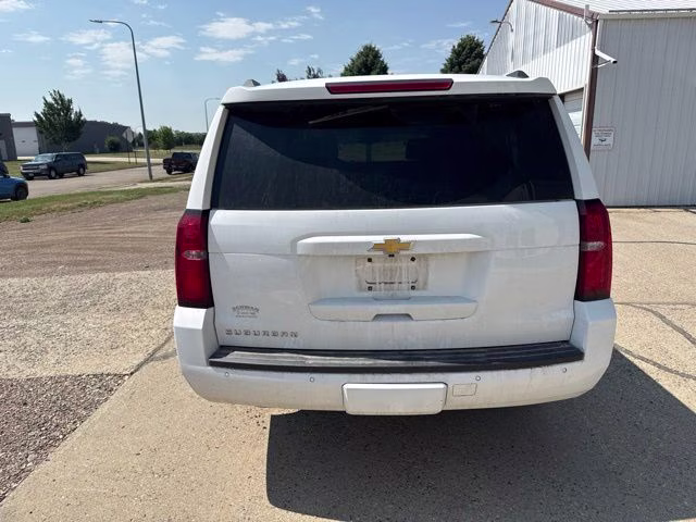 2018 Summit White Chevrolet Suburban LT 4X4 SUV