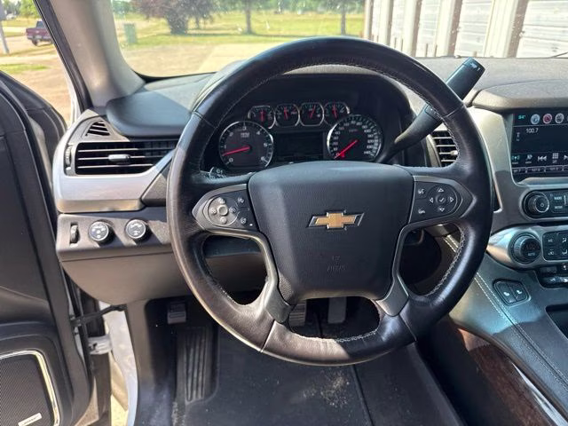 2018 Summit White Chevrolet Suburban LT 4X4 SUV