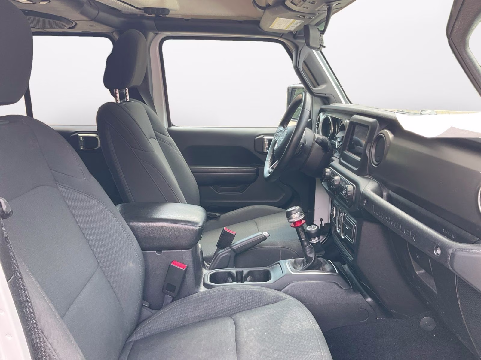 2018 Bright White Clearcoat Jeep Wrangler Unlimited Sport S 4X4 SUV