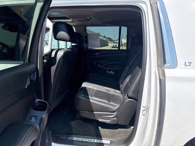 2018 Summit White Chevrolet Suburban LT 4X4 SUV