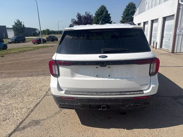 2025 White Metallic Ford Explorer ST-Line 4X4 SUV