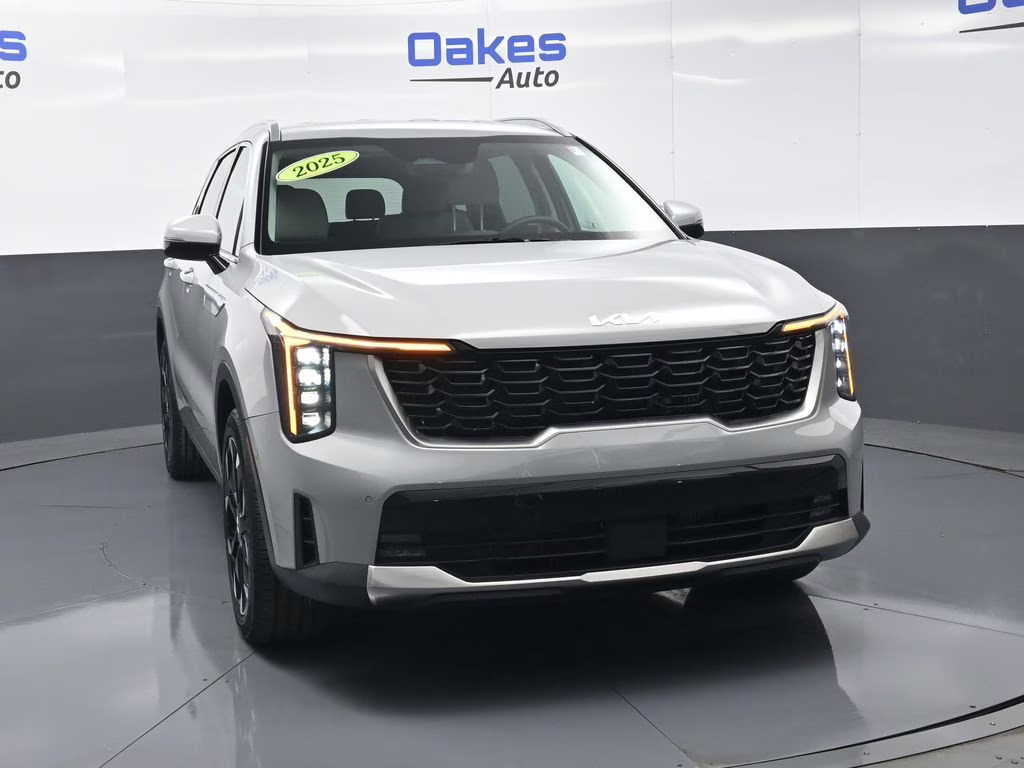 2025 Wolf Gray Kia Sorento EX FWD SUV