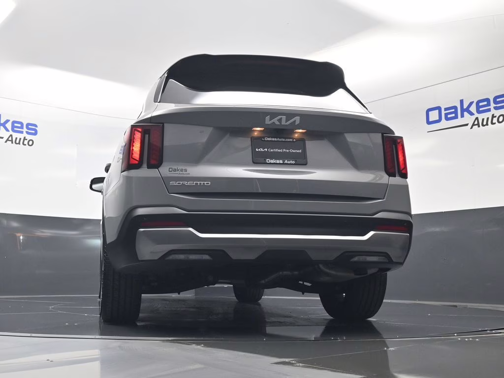 2025 Wolf Gray Kia Sorento EX FWD SUV