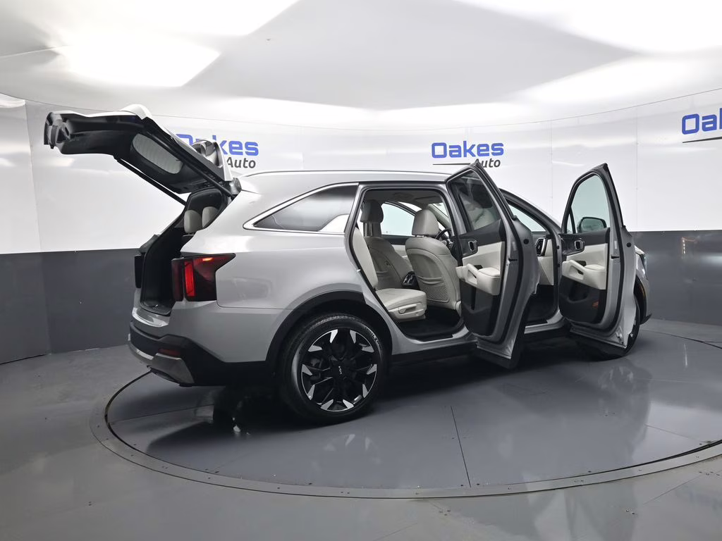 2025 Wolf Gray Kia Sorento EX FWD SUV