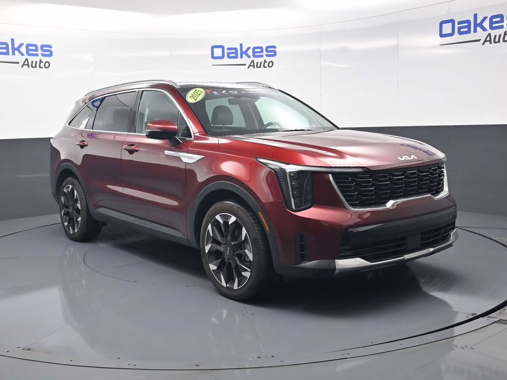 2025 Dawning Red Kia Sorento EX FWD SUV