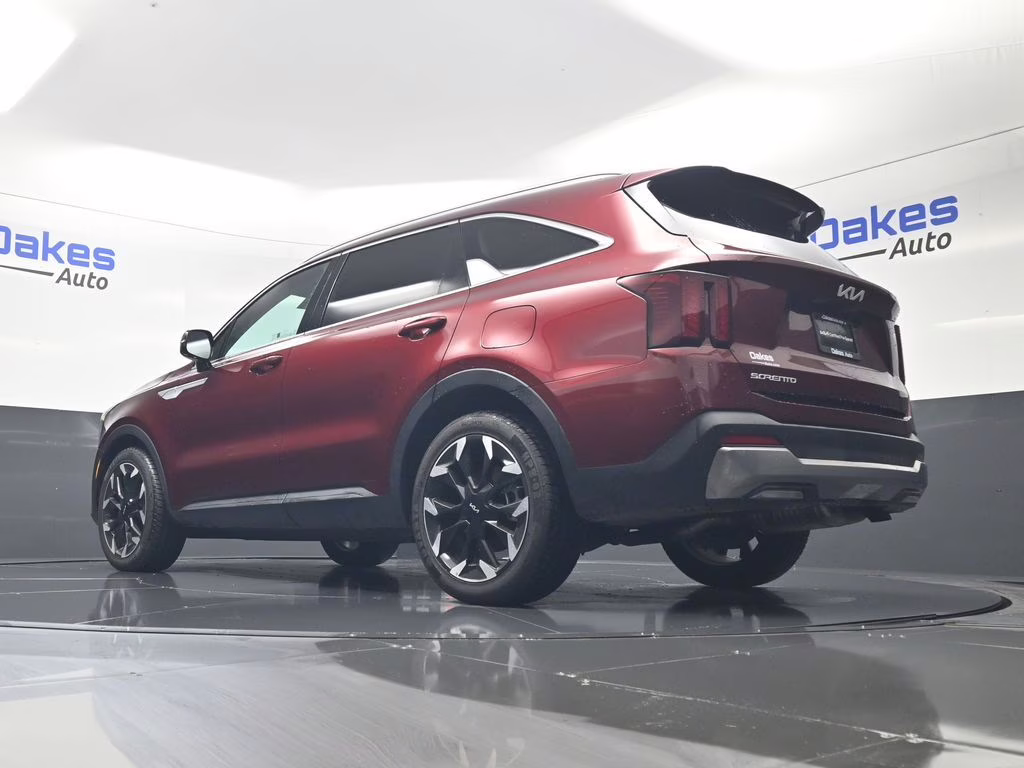 2025 Dawning Red Kia Sorento EX FWD SUV
