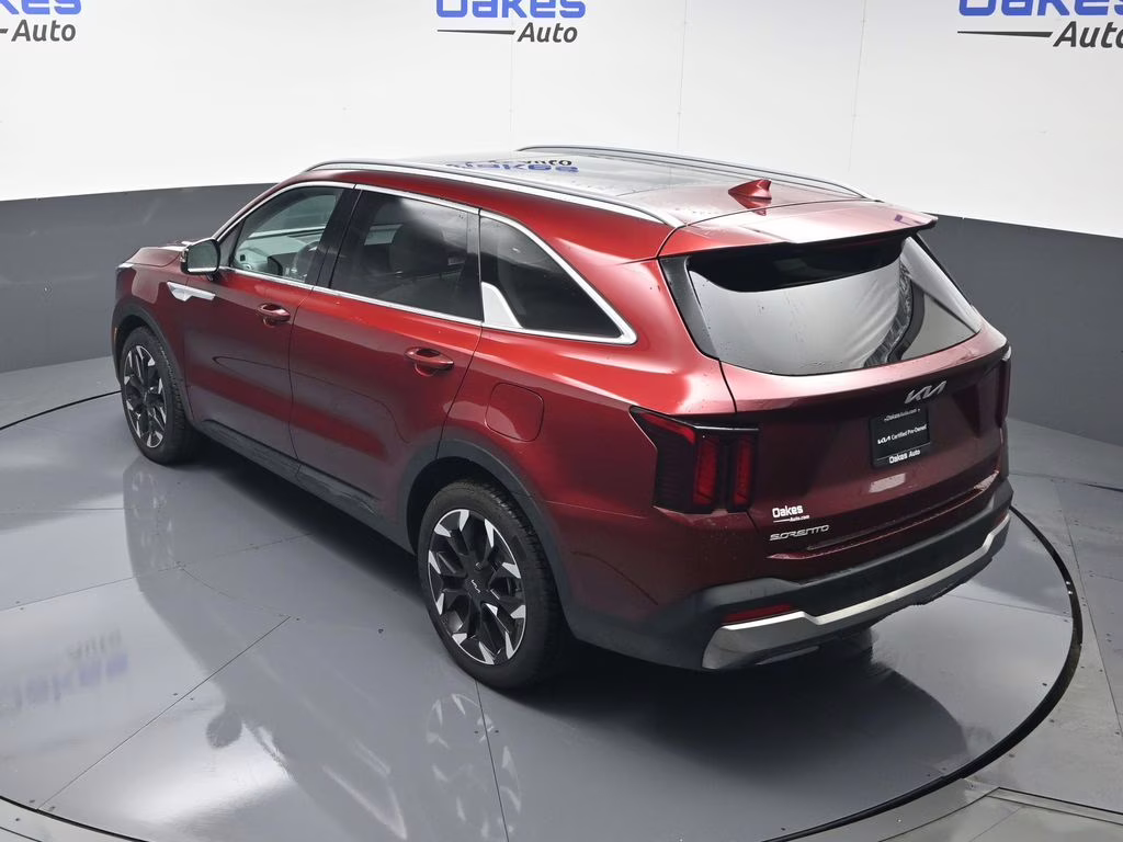 2025 Dawning Red Kia Sorento EX FWD SUV