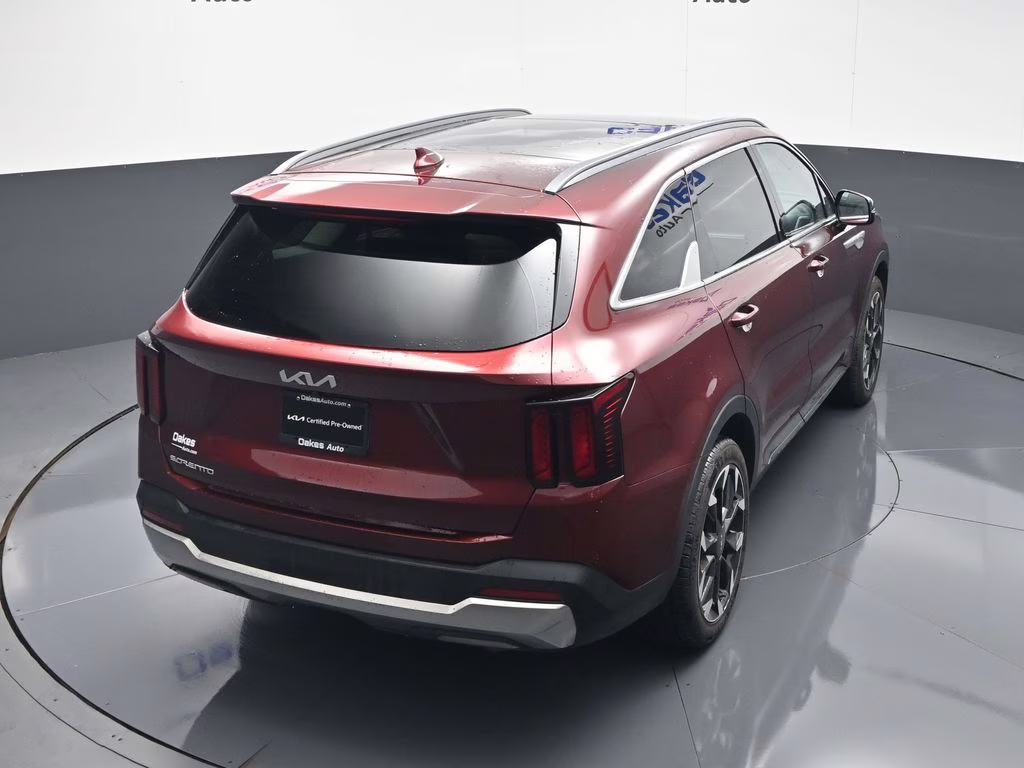 2025 Dawning Red Kia Sorento EX FWD SUV