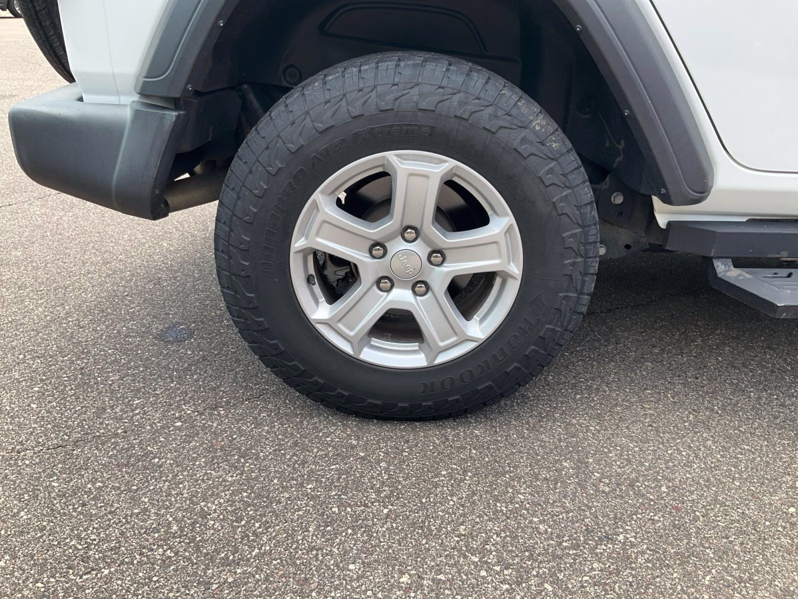 2018 Bright White Clearcoat Jeep Wrangler Unlimited Sport S 4X4 SUV