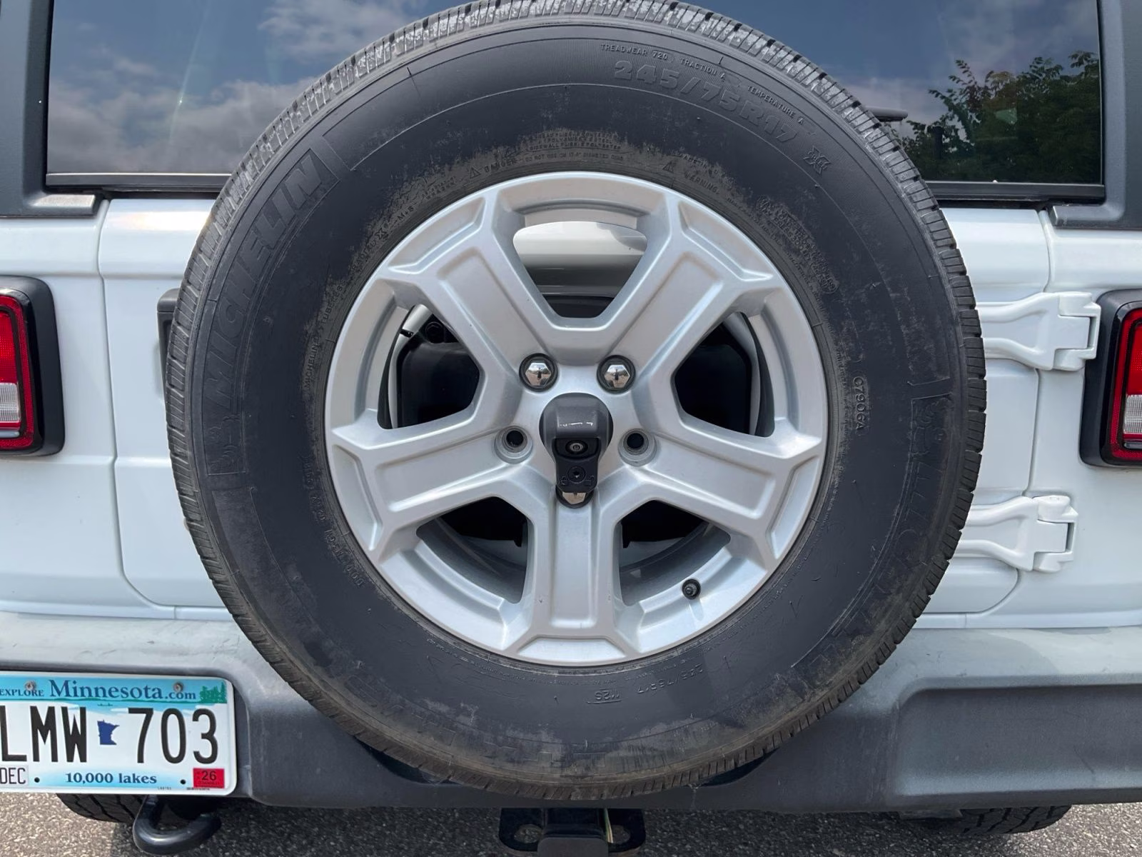 2018 Bright White Clearcoat Jeep Wrangler Unlimited Sport S 4X4 SUV