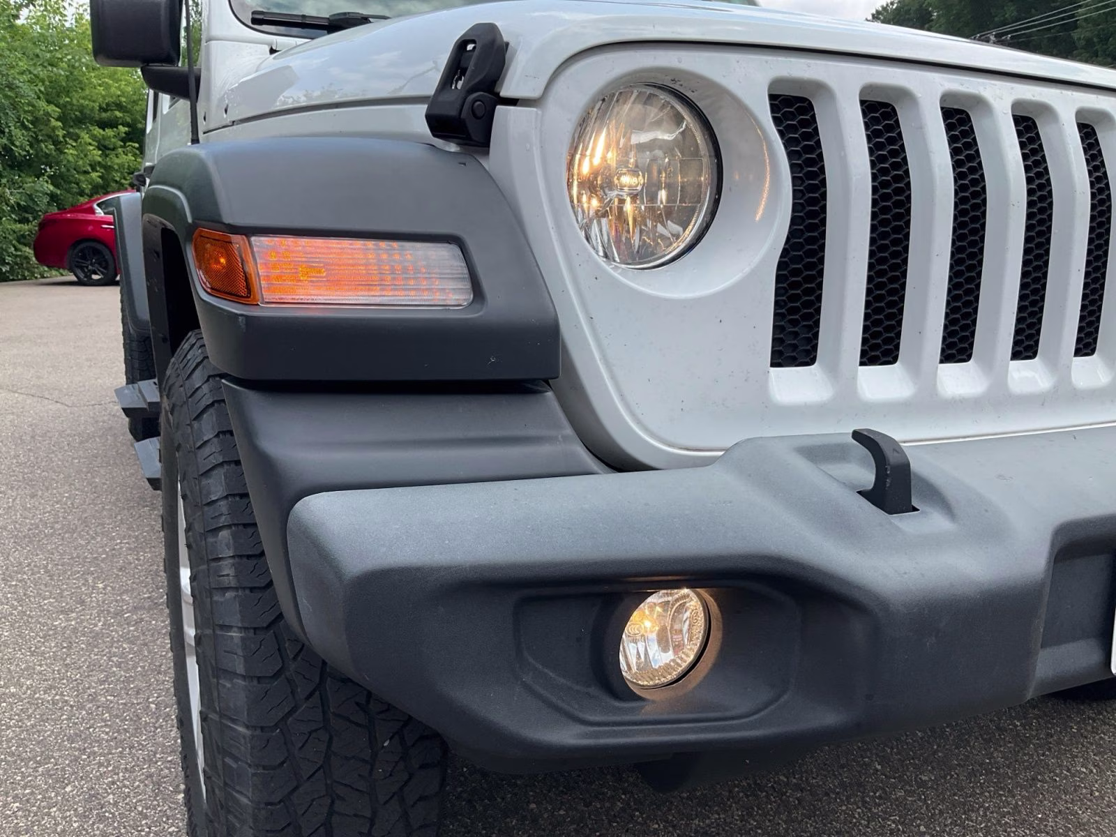 2018 Bright White Clearcoat Jeep Wrangler Unlimited Sport S 4X4 SUV