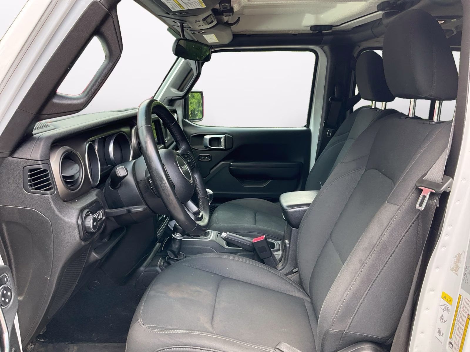 2018 Bright White Clearcoat Jeep Wrangler Unlimited Sport S 4X4 SUV
