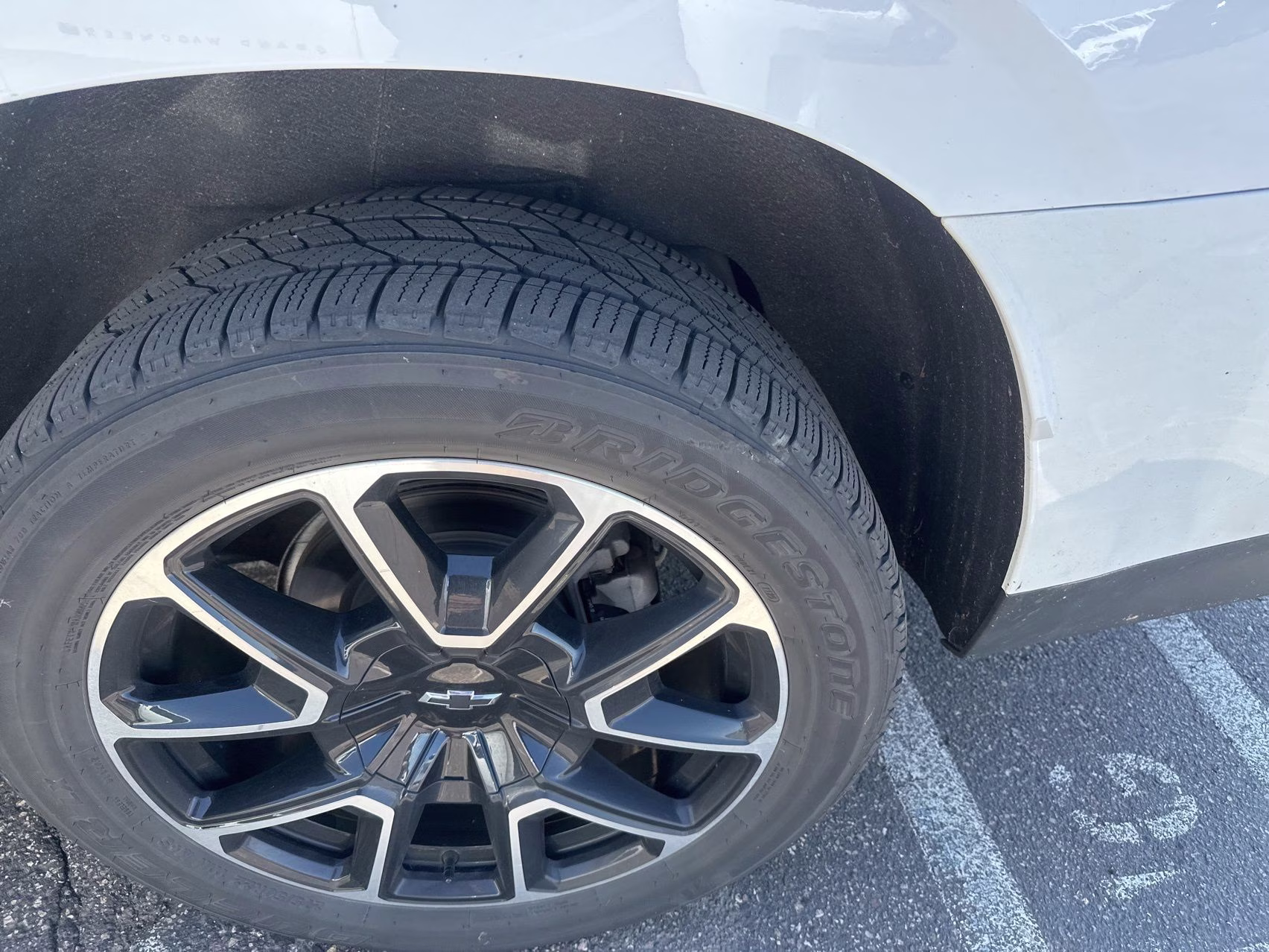 2021 Summit White Chevrolet Suburban RST 4X4 SUV