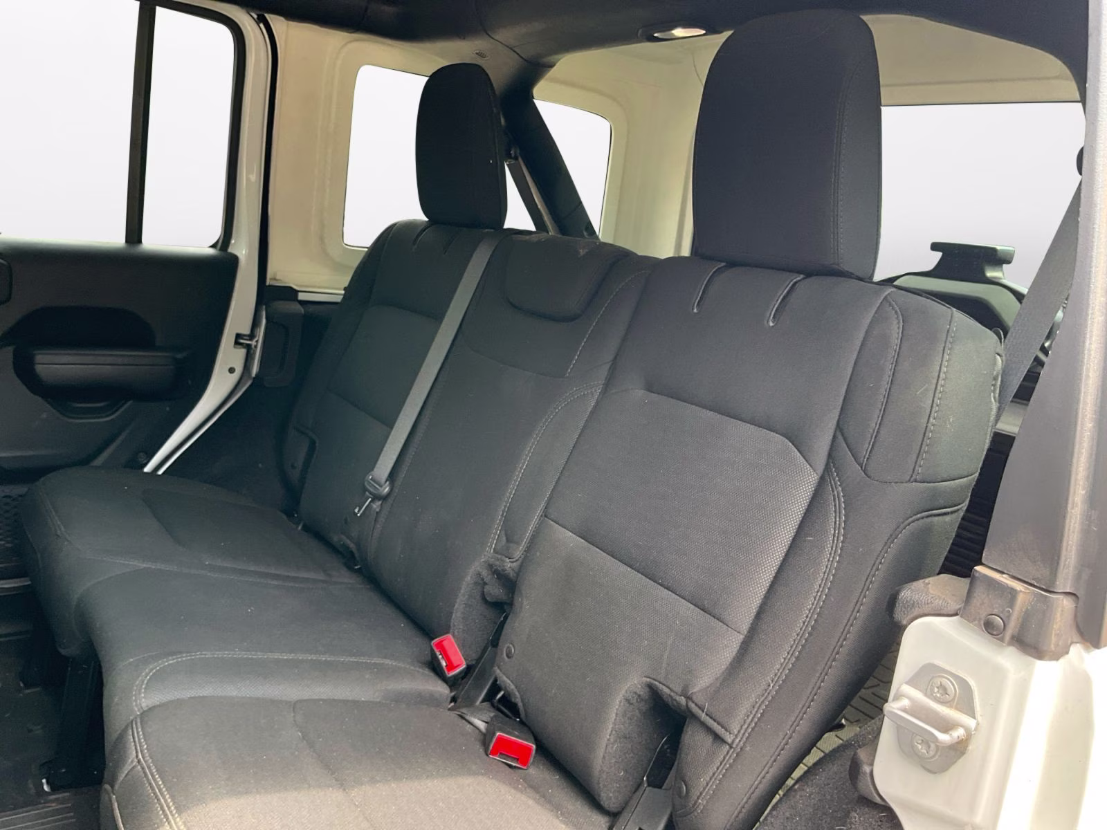 2018 Bright White Clearcoat Jeep Wrangler Unlimited Sport S 4X4 SUV