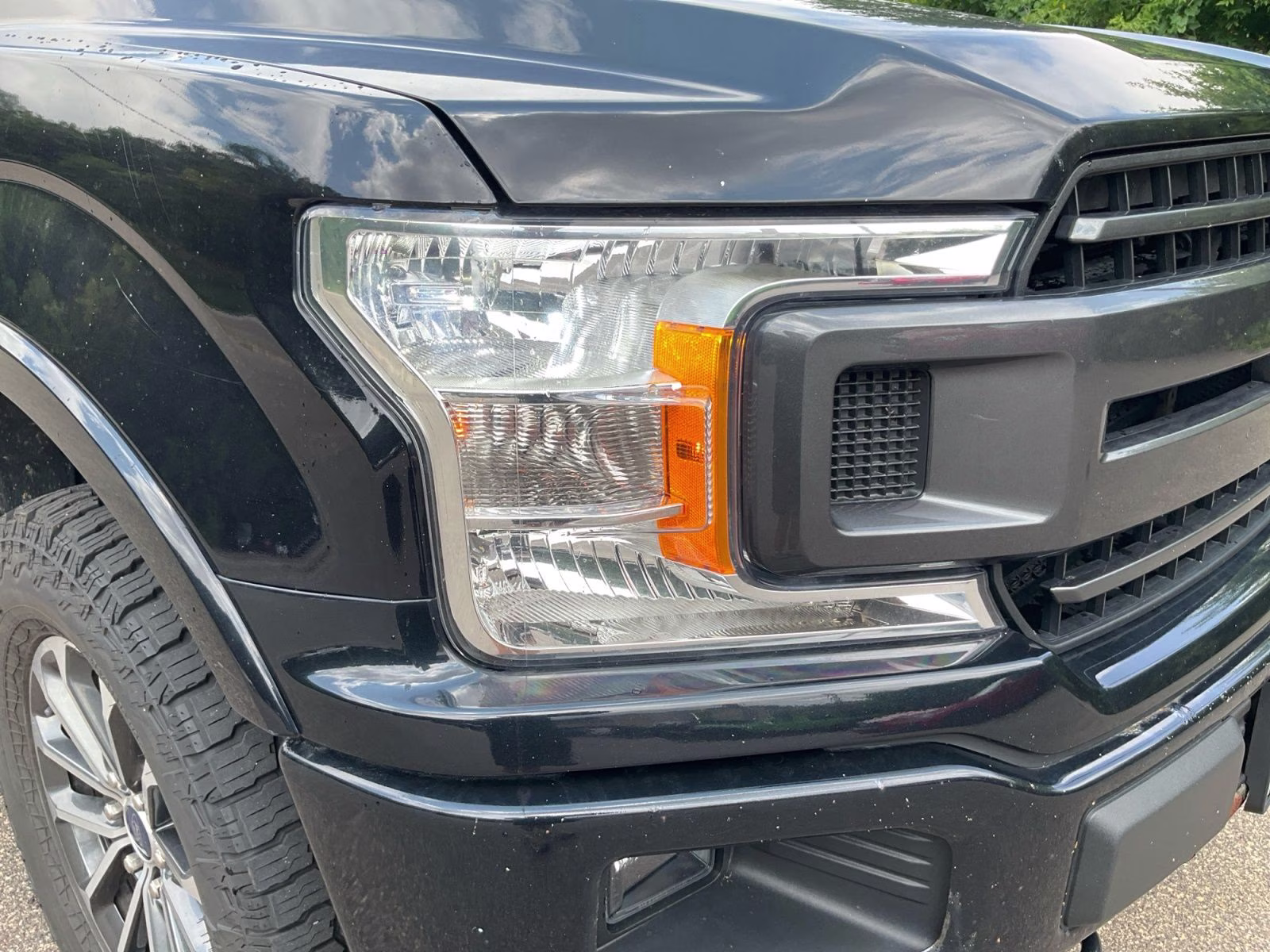 2020 Black Metallic Ford F-150 XLT 4X4 Truck