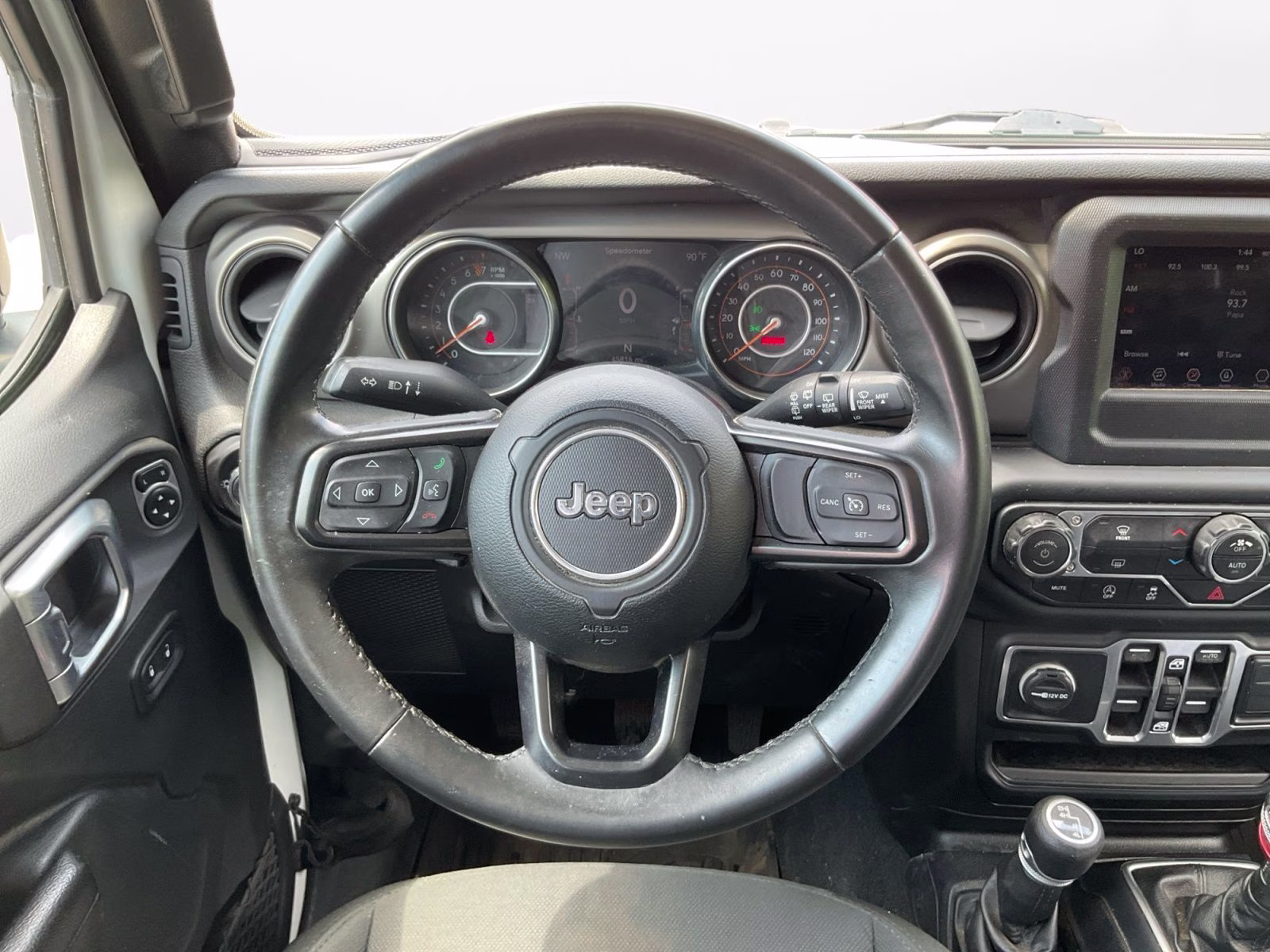 2018 Bright White Clearcoat Jeep Wrangler Unlimited Sport S 4X4 SUV