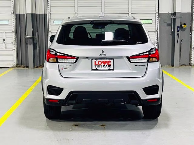 2026 Silver Mitsubishi Outlander Sport 2.0 LE 4X4 SUV