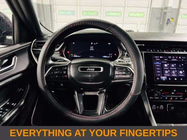 2021 Velvet Red Pearlcoat Jeep Grand Cherokee L Altitude RWD SUV