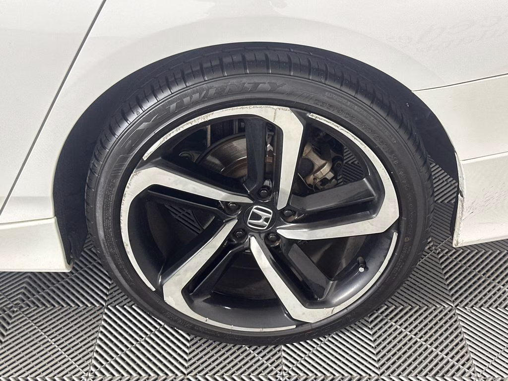 2018 White Honda Accord Sport FWD Sedan
