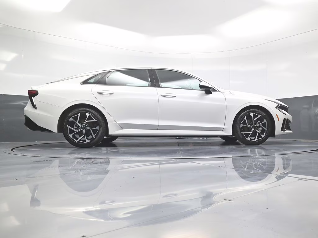 2025 Snow White Pearl Kia K5 EX FWD Sedan
