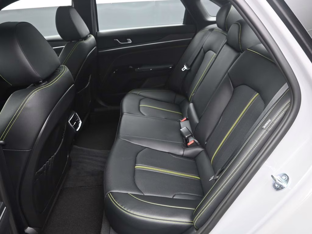 2026 Wolf Gray Kia K5 GT FWD Sedan