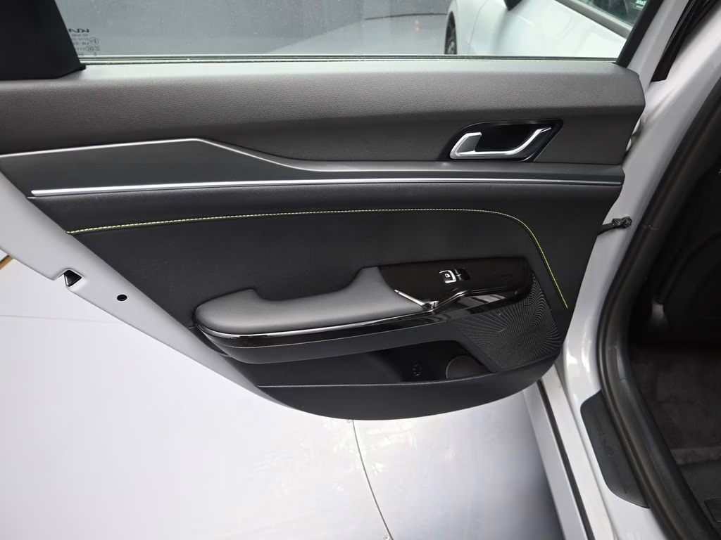 2026 Wolf Gray Kia K5 GT FWD Sedan