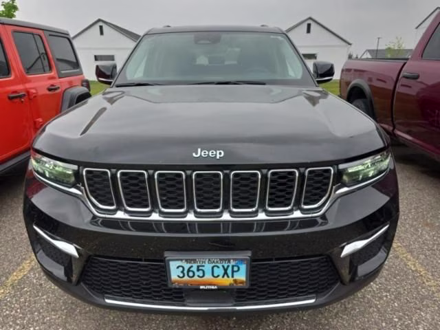 2022 Diamond Black Crystal Pearlcoat Jeep Grand Cherokee 4xe 4X4 SUV