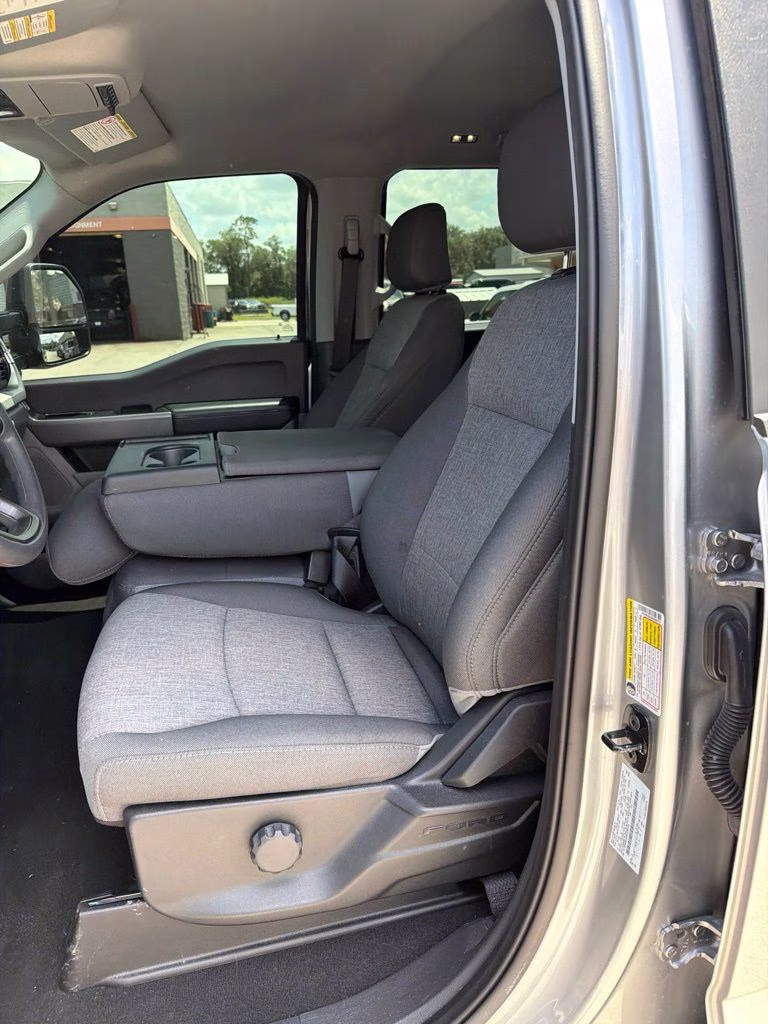 2024 Silver Metallic Ford Super Duty F-250 SRW XL 4X4 Truck