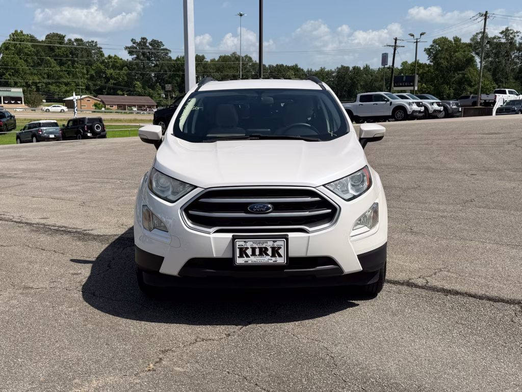2020 White Platinum Metallic Tri-Coat Ford EcoSport SE FWD SUV