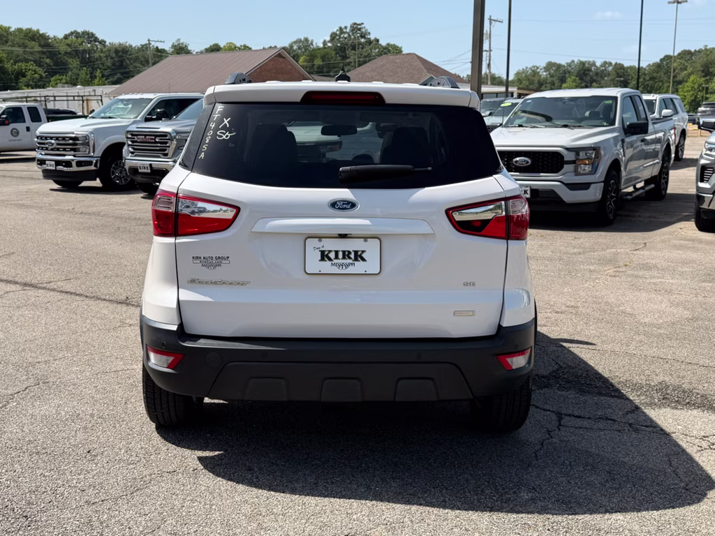 2020 White Platinum Metallic Tri-Coat Ford EcoSport SE FWD SUV