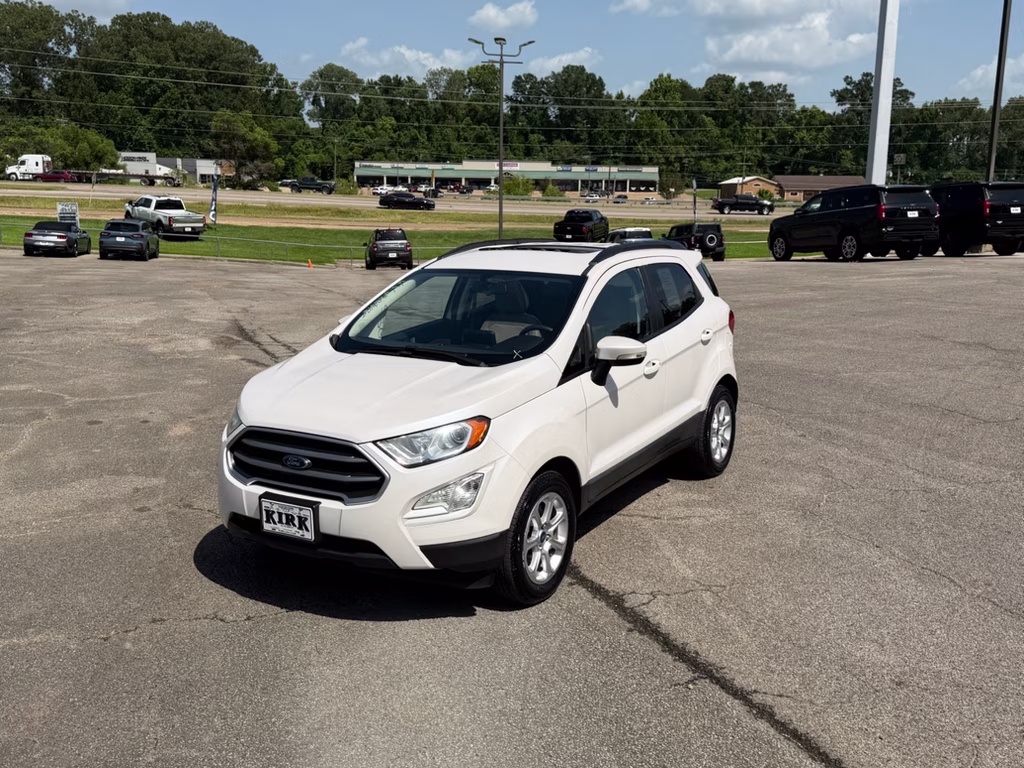 2020 White Platinum Metallic Tri-Coat Ford EcoSport SE FWD SUV