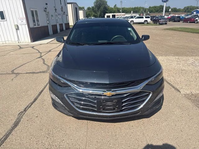 2020 Shadow Gray Metallic Chevrolet Malibu LT FWD Sedan