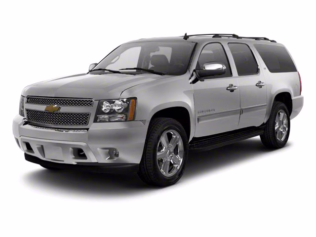 2013 Silver Ice Metallic Chevrolet Suburban 1500 LT 4X4 SUV
