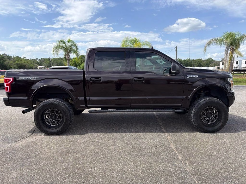 2020 Magma Red Ford F-150 XLT 4X4 Truck