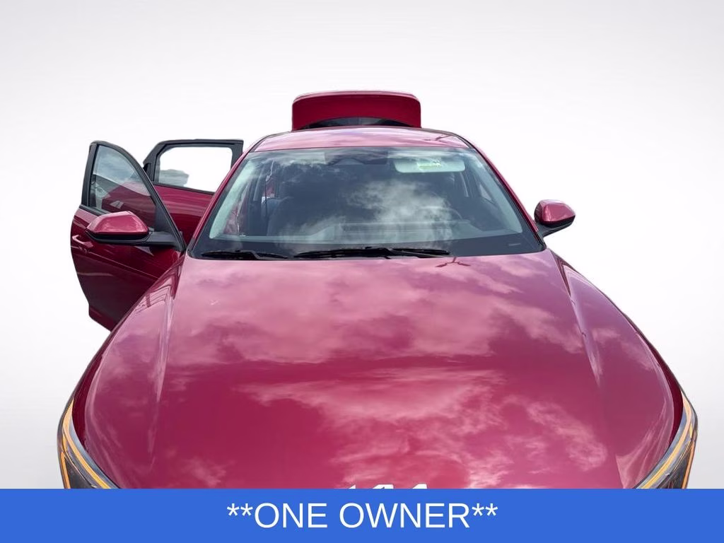 2025 Currant Red Kia K4 EX FWD Sedan