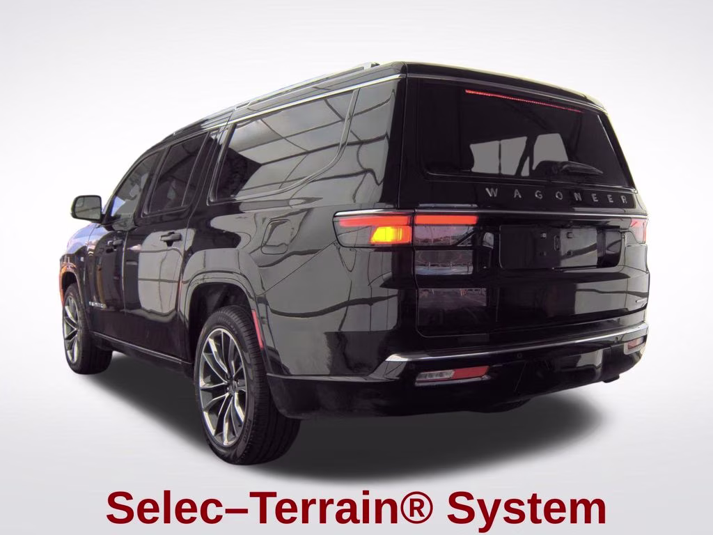 2024 Diamond Black Crystal Pearlcoat Jeep Wagoneer L Series III 4X4 SUV