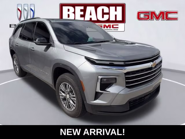2026 Sterling Gray Metallic Chevrolet Traverse LT FWD SUV