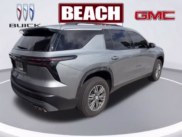 2026 Sterling Gray Metallic Chevrolet Traverse LT FWD SUV
