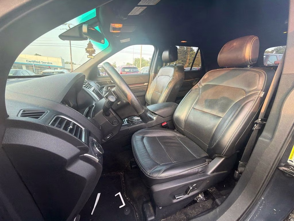 2017 Quartz Metallic Ford Explorer Limited 4X4 SUV