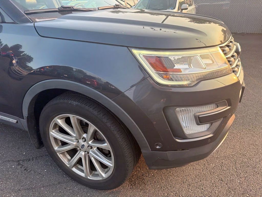 2017 Quartz Metallic Ford Explorer Limited 4X4 SUV
