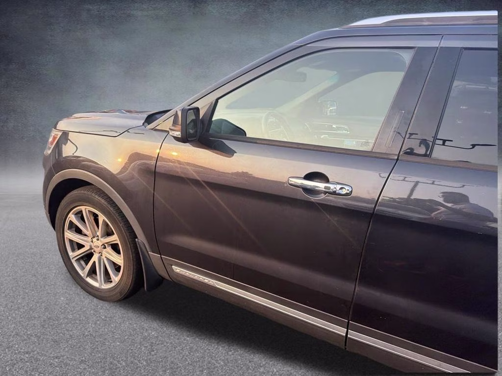 2017 Quartz Metallic Ford Explorer Limited 4X4 SUV