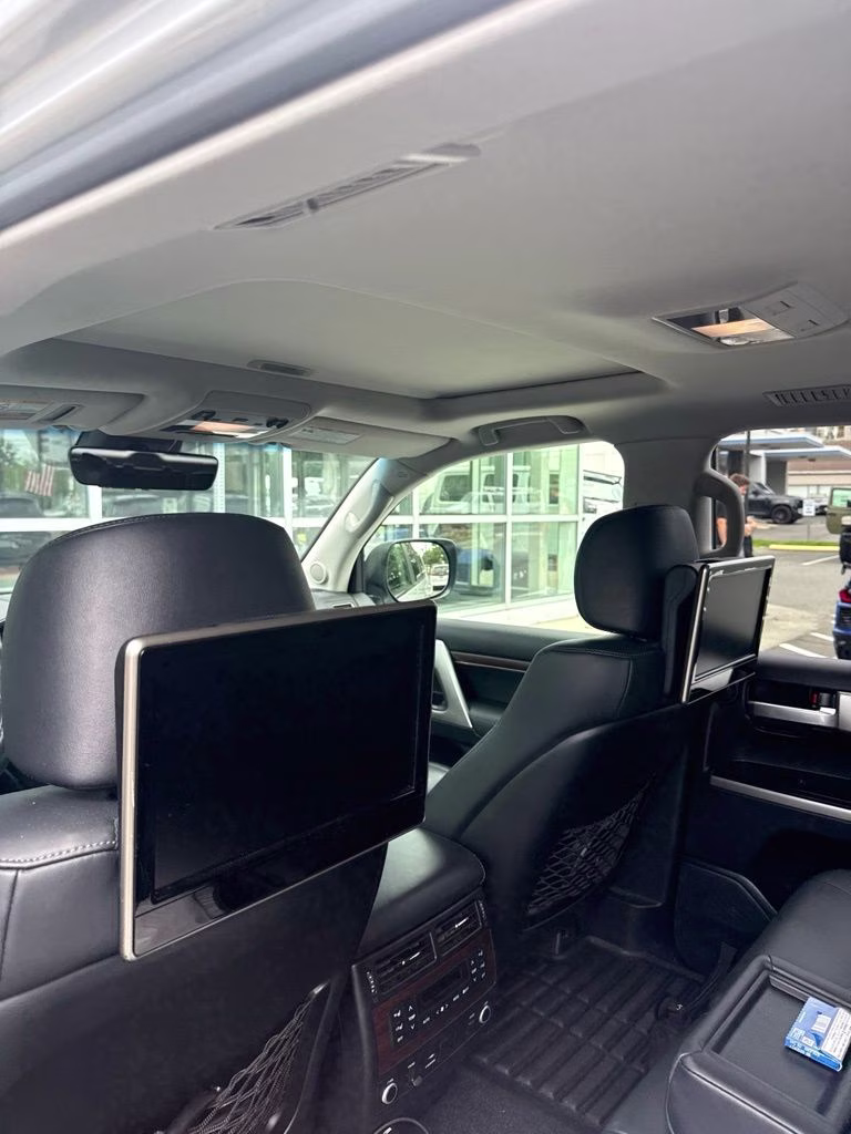 2017 Classic Silver Metallic Toyota Land Cruiser Base 4X4 SUV