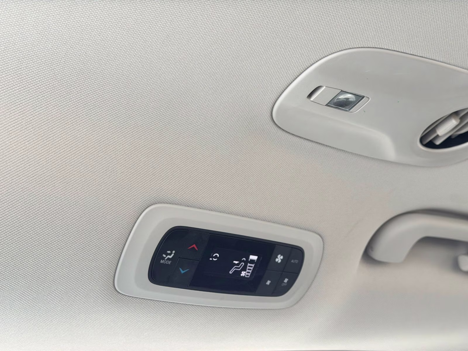 2024 Silver Mist Clearcoat Chrysler Pacifica Touring L FWD Van