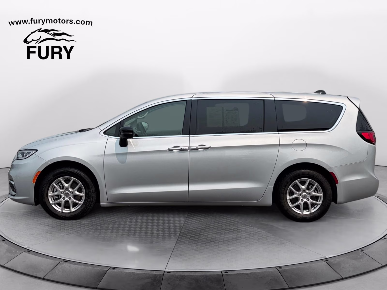 2024 Silver Mist Clearcoat Chrysler Pacifica Touring L FWD Van